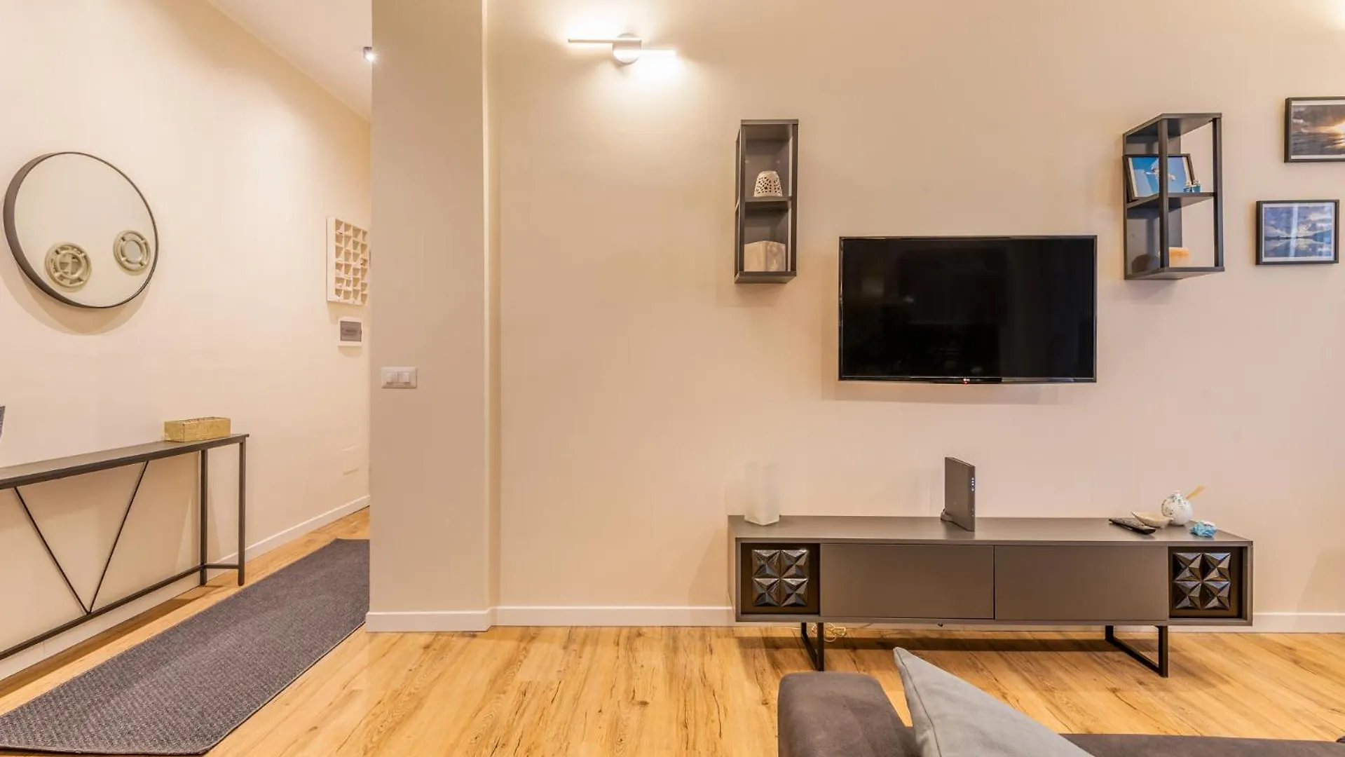 City Center - 5 Min From Duomo And Linate Airport Milán Apartamento